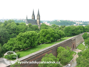 pohled na baziliku sv. Petra a Pavla na Vyehrad